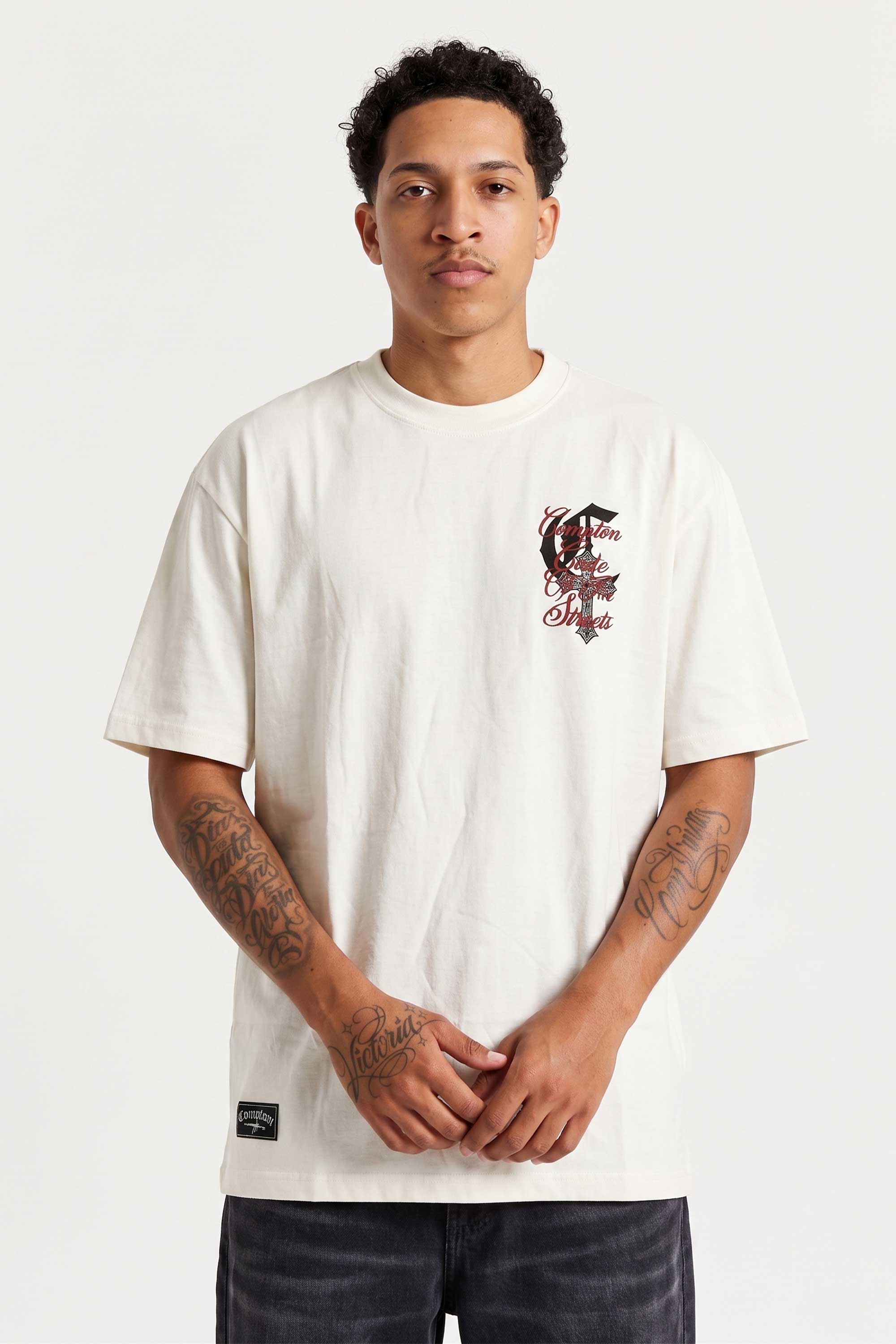 Camiseta Compton Oversized Code Of The Streets - Off White