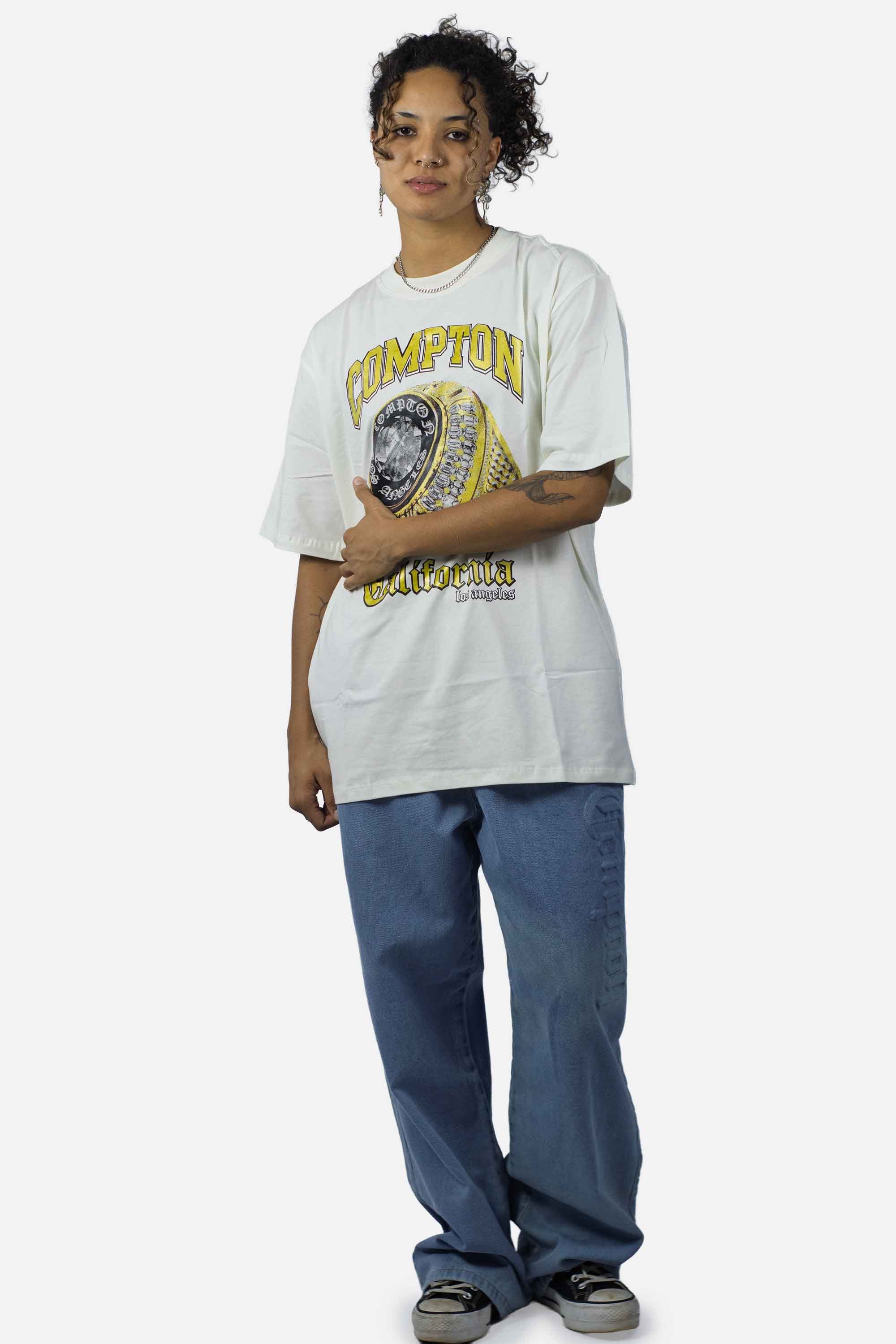 Camiseta Compton Oversized Champion Rings Off White