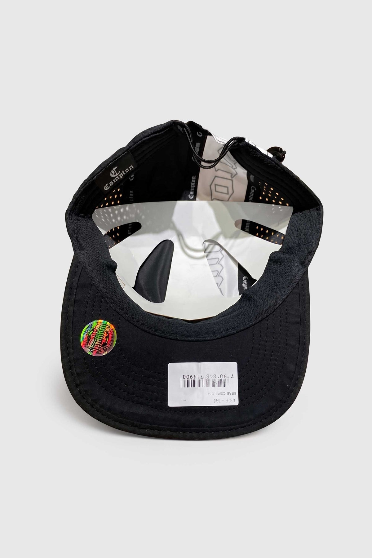 Boné Five Panel Compton Split Bicolor Preto e Branco