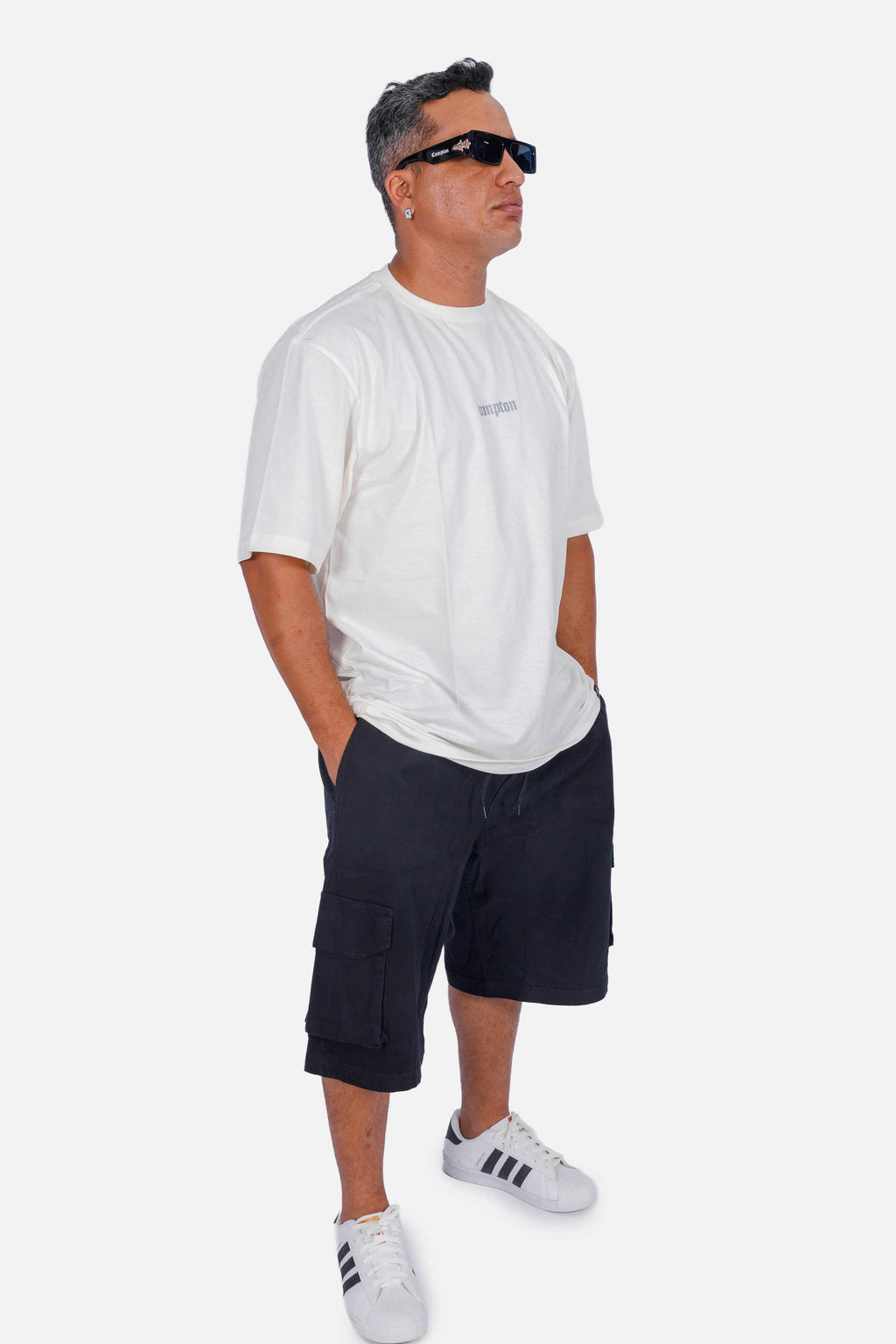 Camiseta Compton Oversized Logo Refletivo Off White