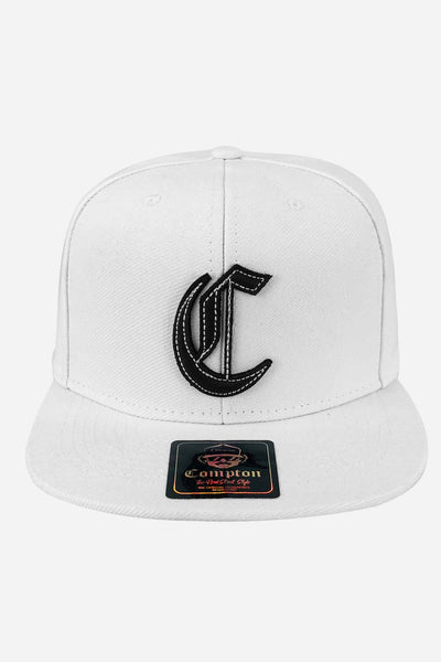 Boné Compton Aba Reta Snapback Logo Corte Laser Branco