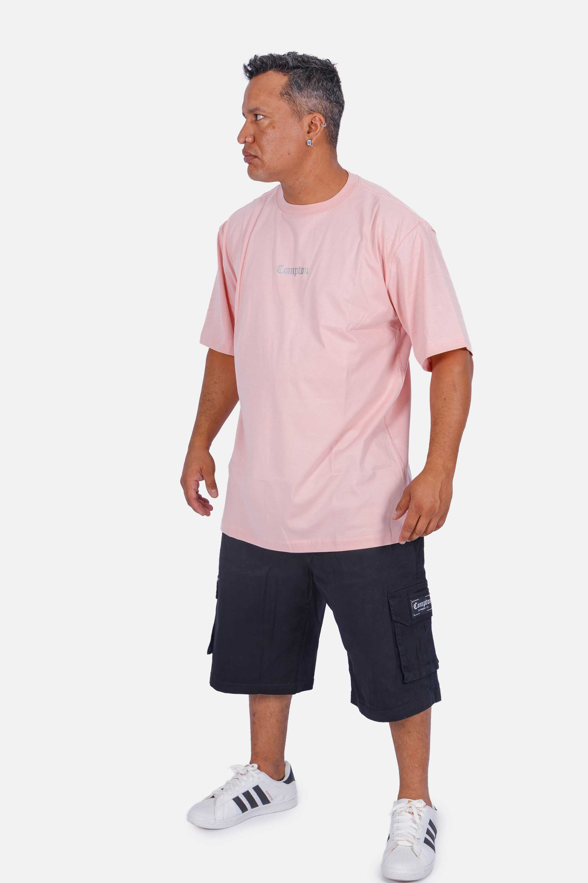 Camiseta Compton Oversized Logo Refletivo Rosa