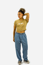 Cropped Compton Logo holográfico Caqui