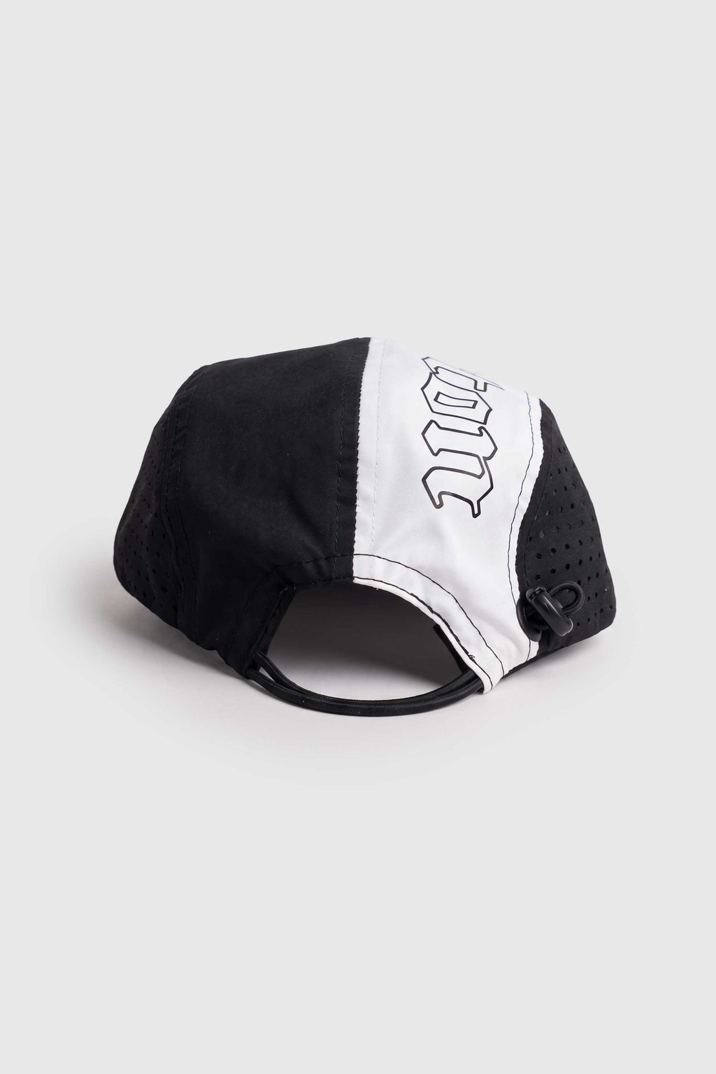 Boné Five Panel Compton Split Bicolor Preto e Branco
