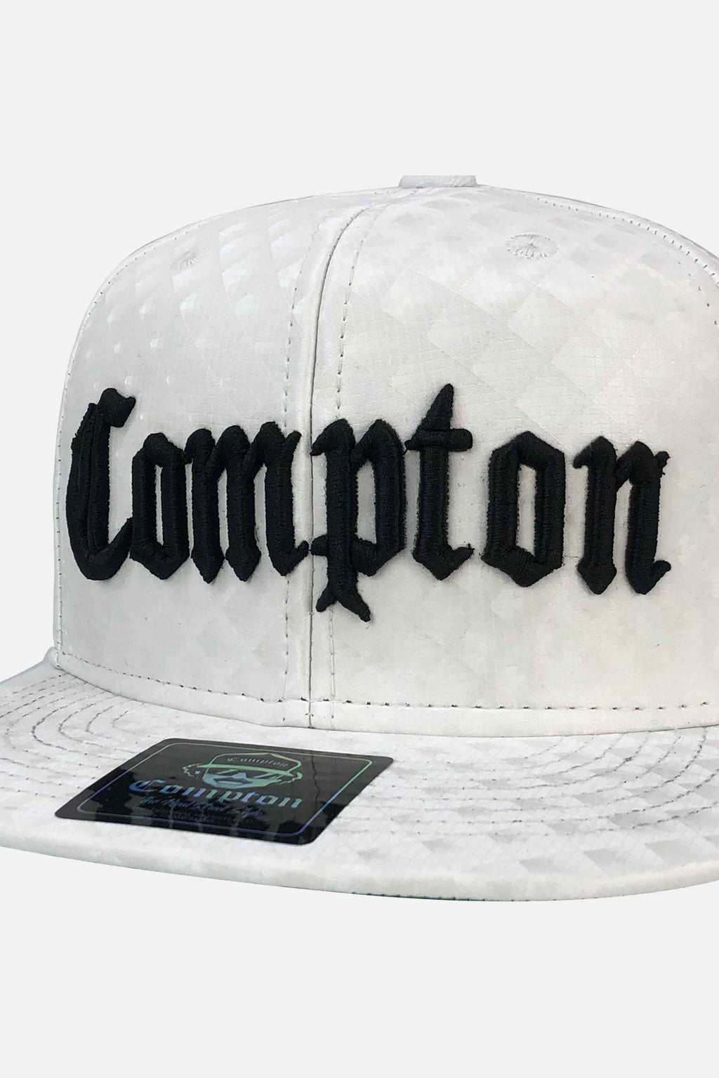Boné Compton Aba Reta Classic Couro Branco