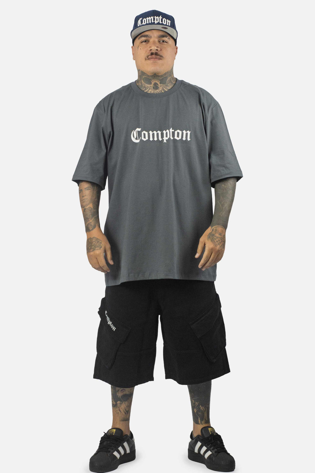 Camiseta Compton Oversized Classic Cinza