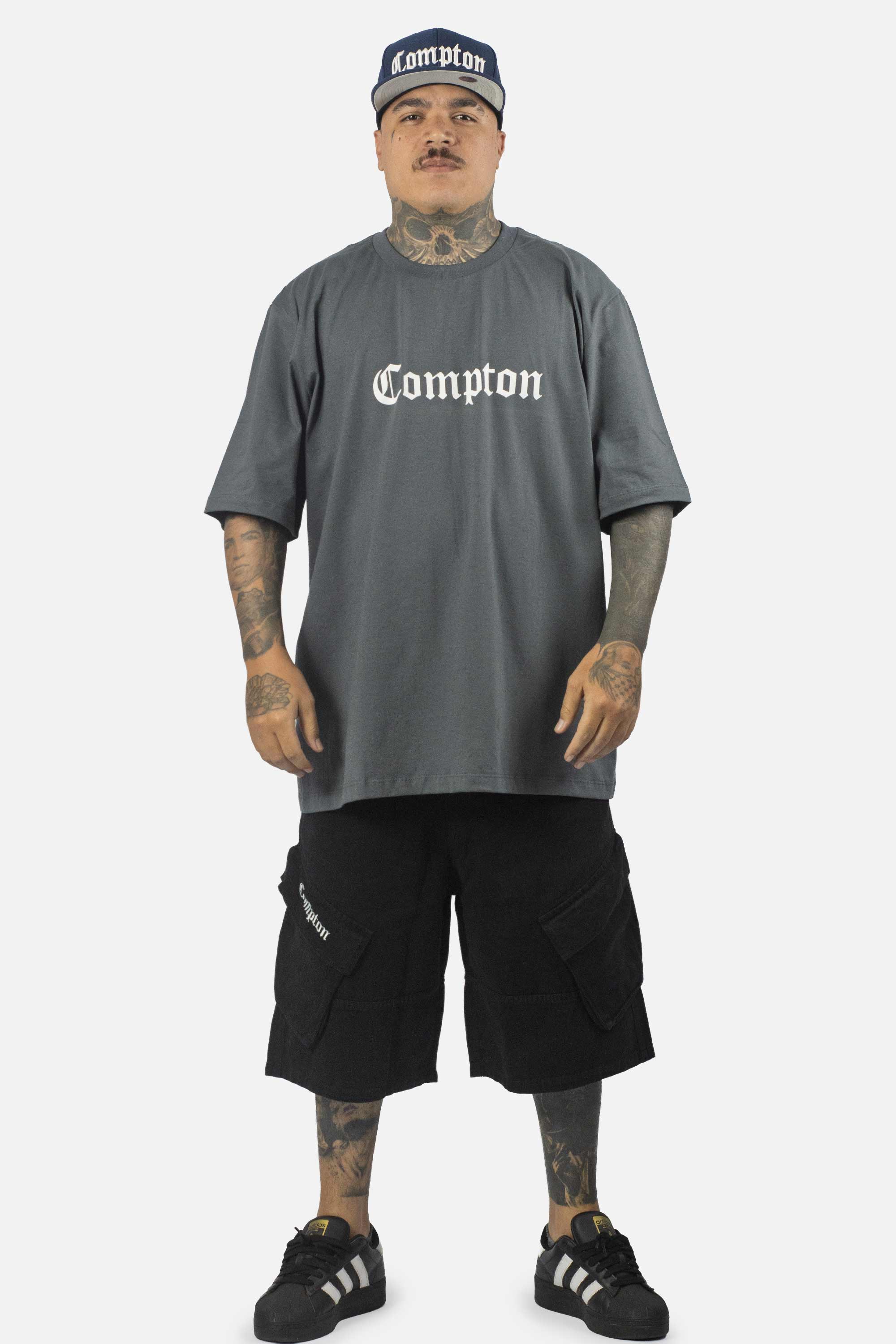 Camiseta Compton Oversized Classic Cinza