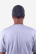 Gorro Collab Starter x Compton 310 Cinza visto de trás, estilo streetwear com patch bordado