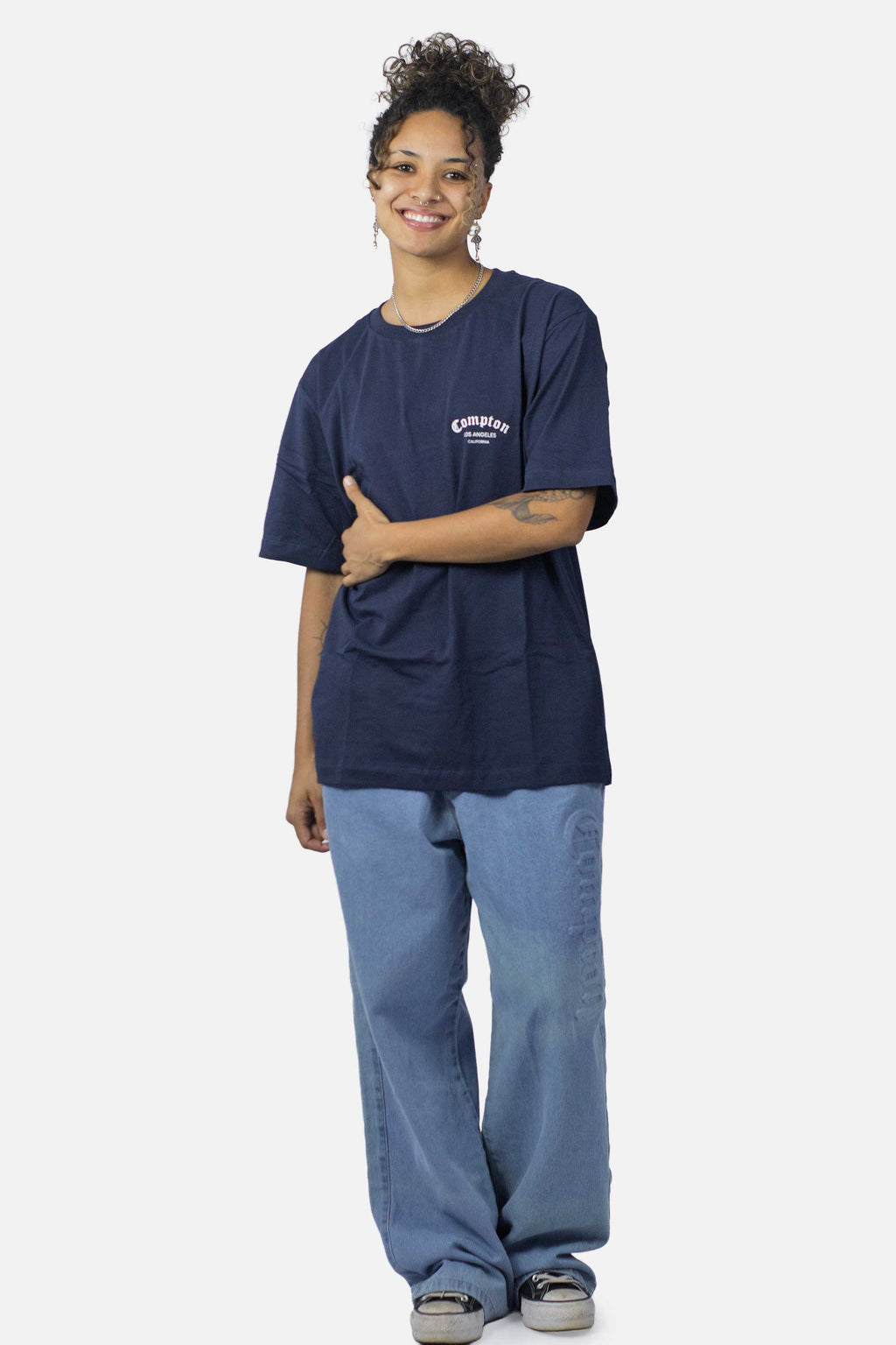 Camiseta Compton Oversized Los Angeles Flag Azul Marinho