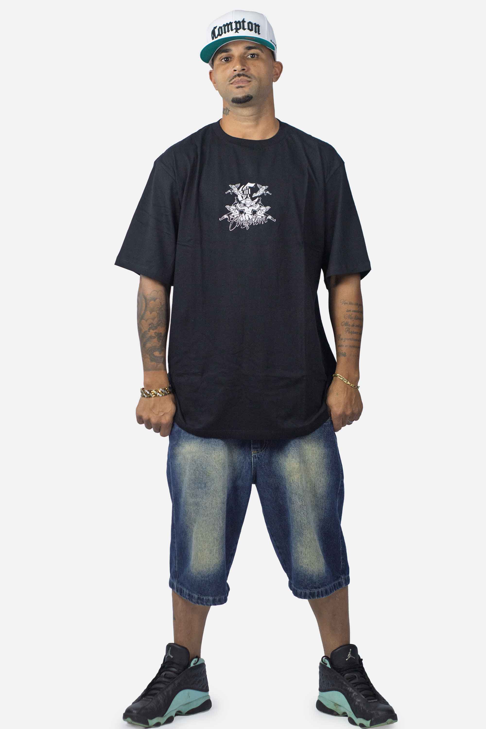 Camiseta Compton Oversized Thug Angel Preta