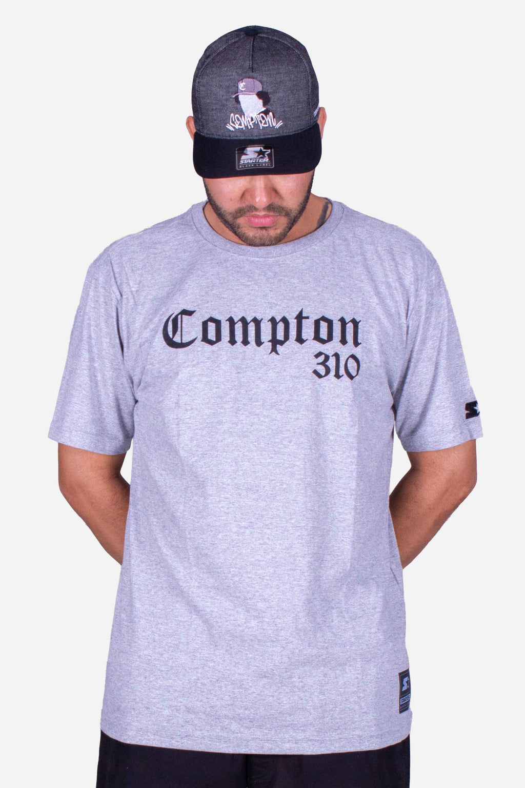 Camiseta Collab Starter x Compton 310 Cinza Mescla com estampa OG e modelagem confortável. Streetwear autêntico.
