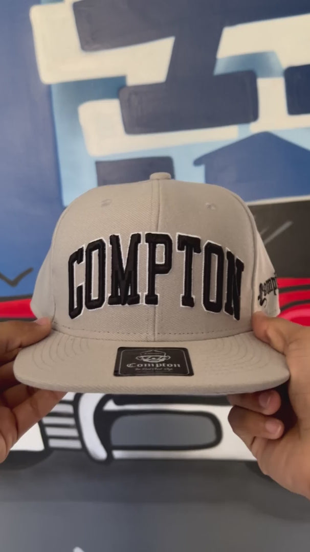 Boné Compton Aba Reta Snapback Urban Cinza