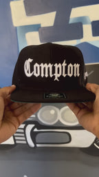 Boné Compton Aba Reta Snapback Classic Preto