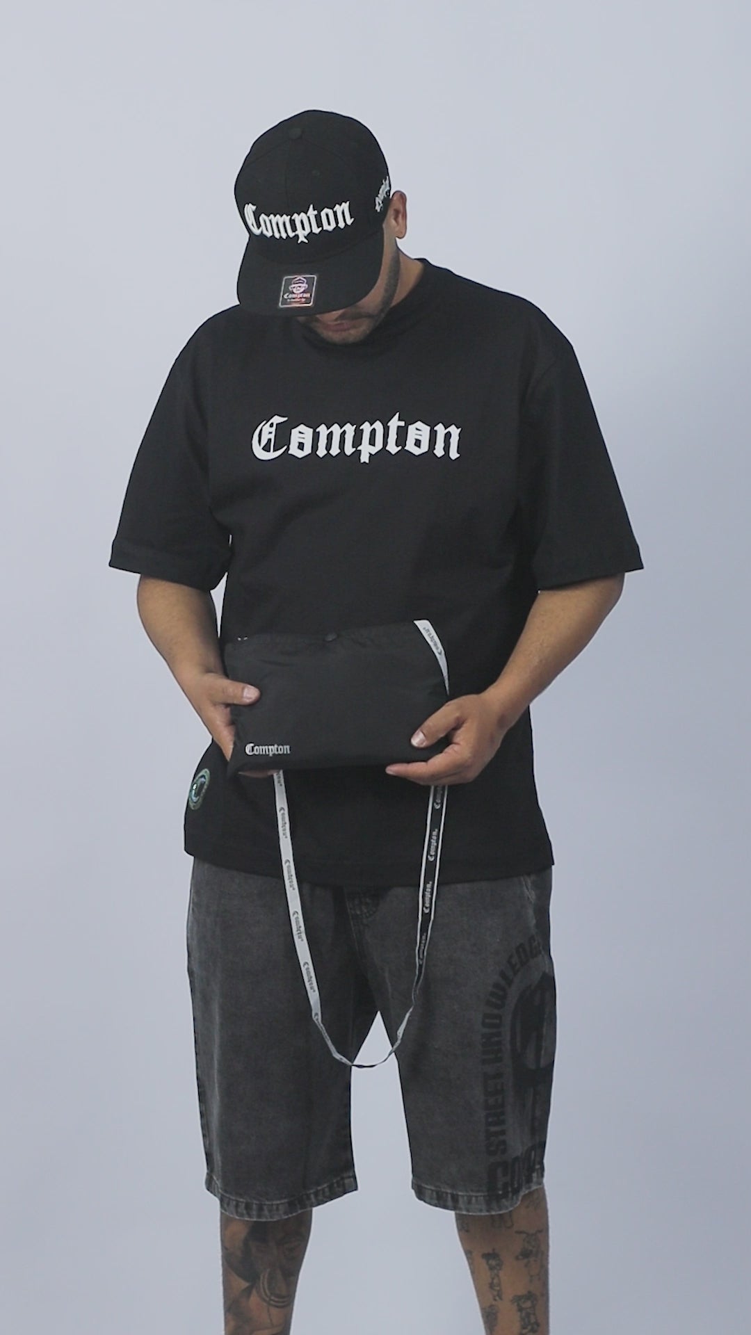 Jaqueta Compton Corta Vento Anorak Vira Bolsa Preta