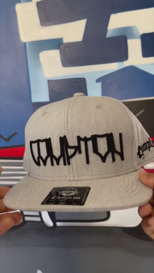 Boné Compton Aba Reta Snapback Graphite Pixo Cinza