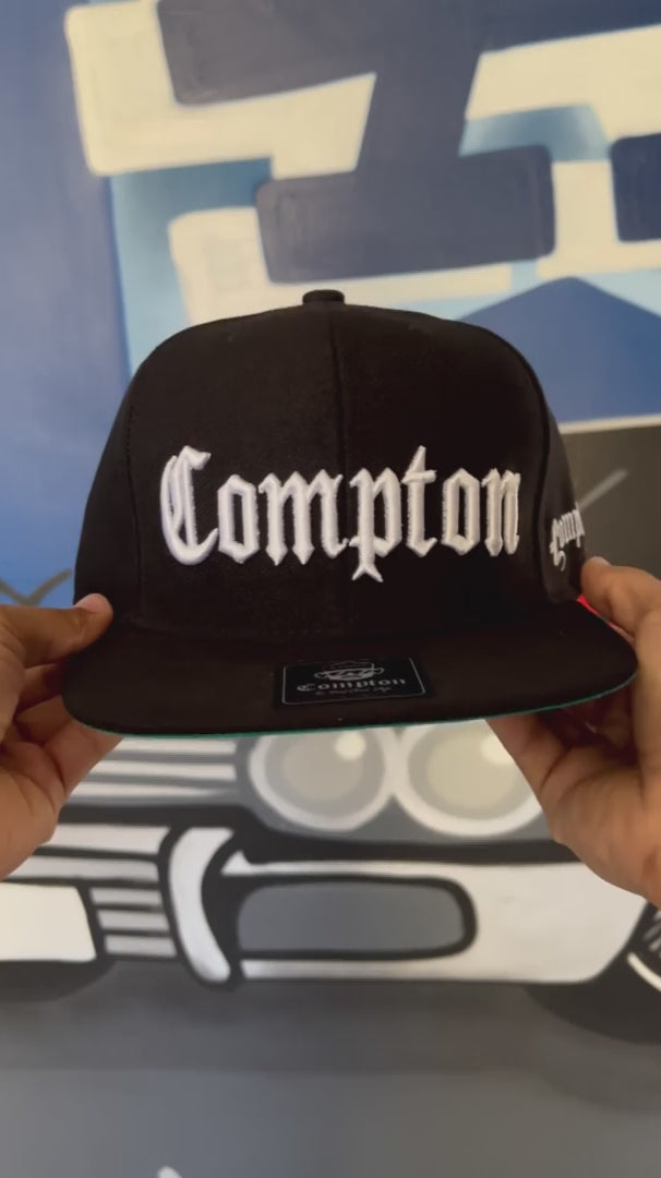 Boné Compton Aba Reta Classic Fechado Preto
